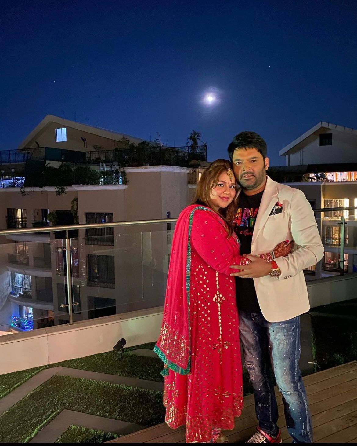 kapil sharma and his wife